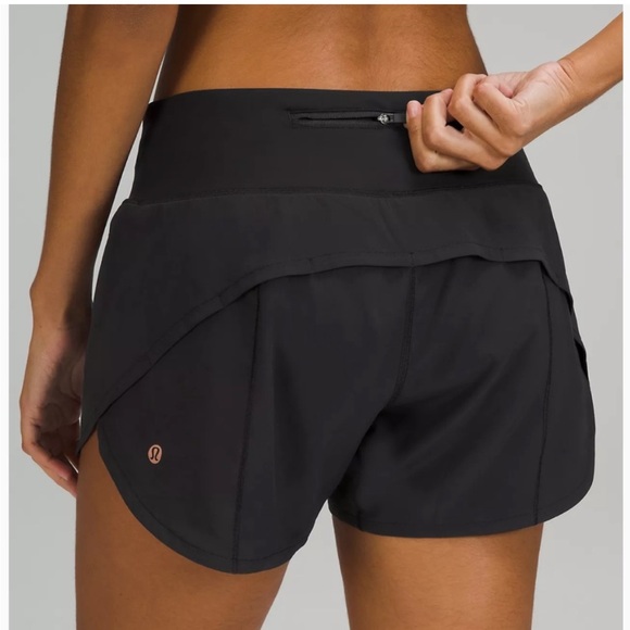 Speed Up Mid-Rise Lined Short 4"
Graphic size 6 - Picture 2 of 6